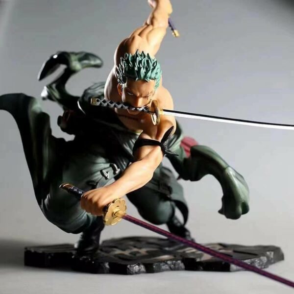 Kukulla Roronoa Zoro